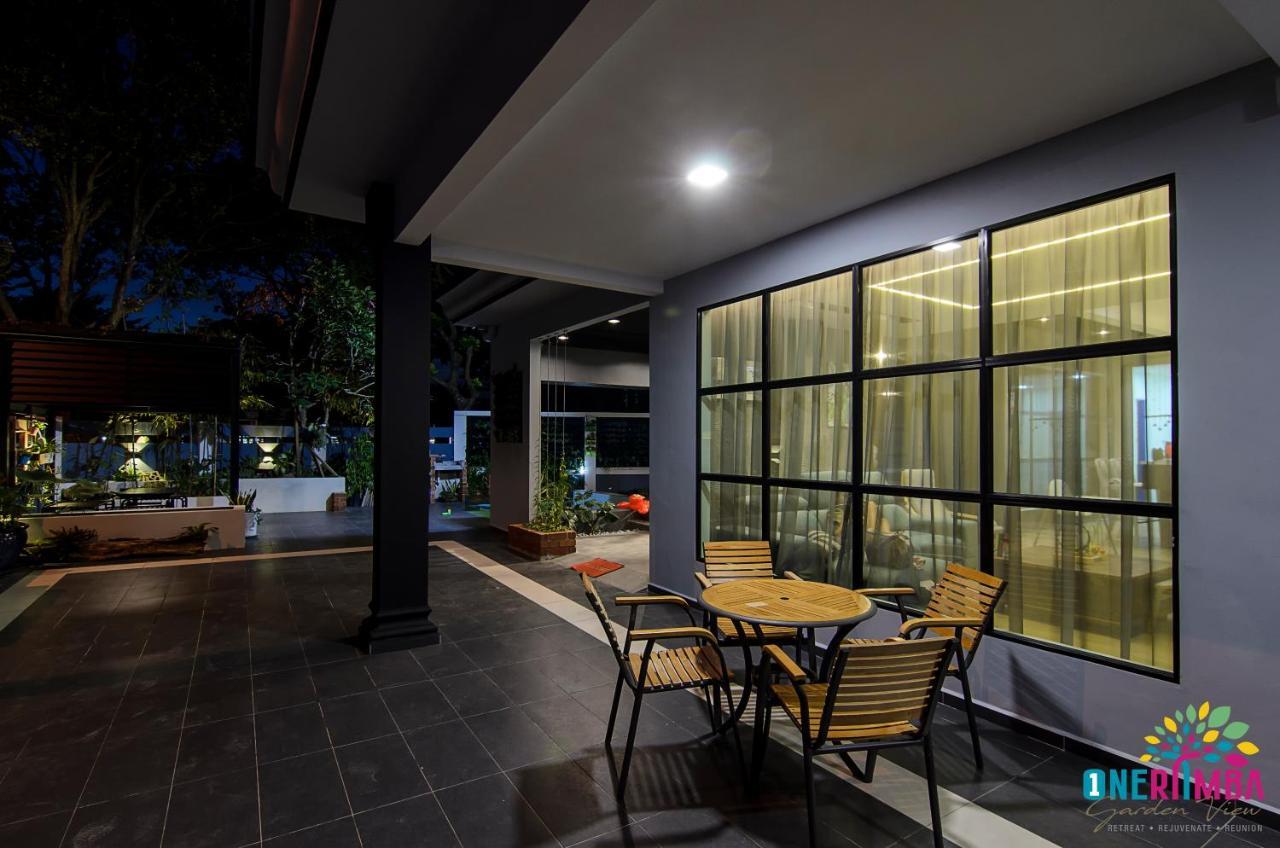 Oneriimba Private Pool & Garden Residence Джохор Бахру Екстериор снимка
